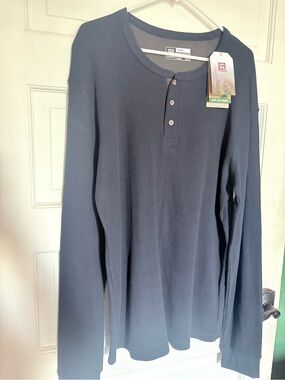 Men's Navy Long-Sleeve Shirt